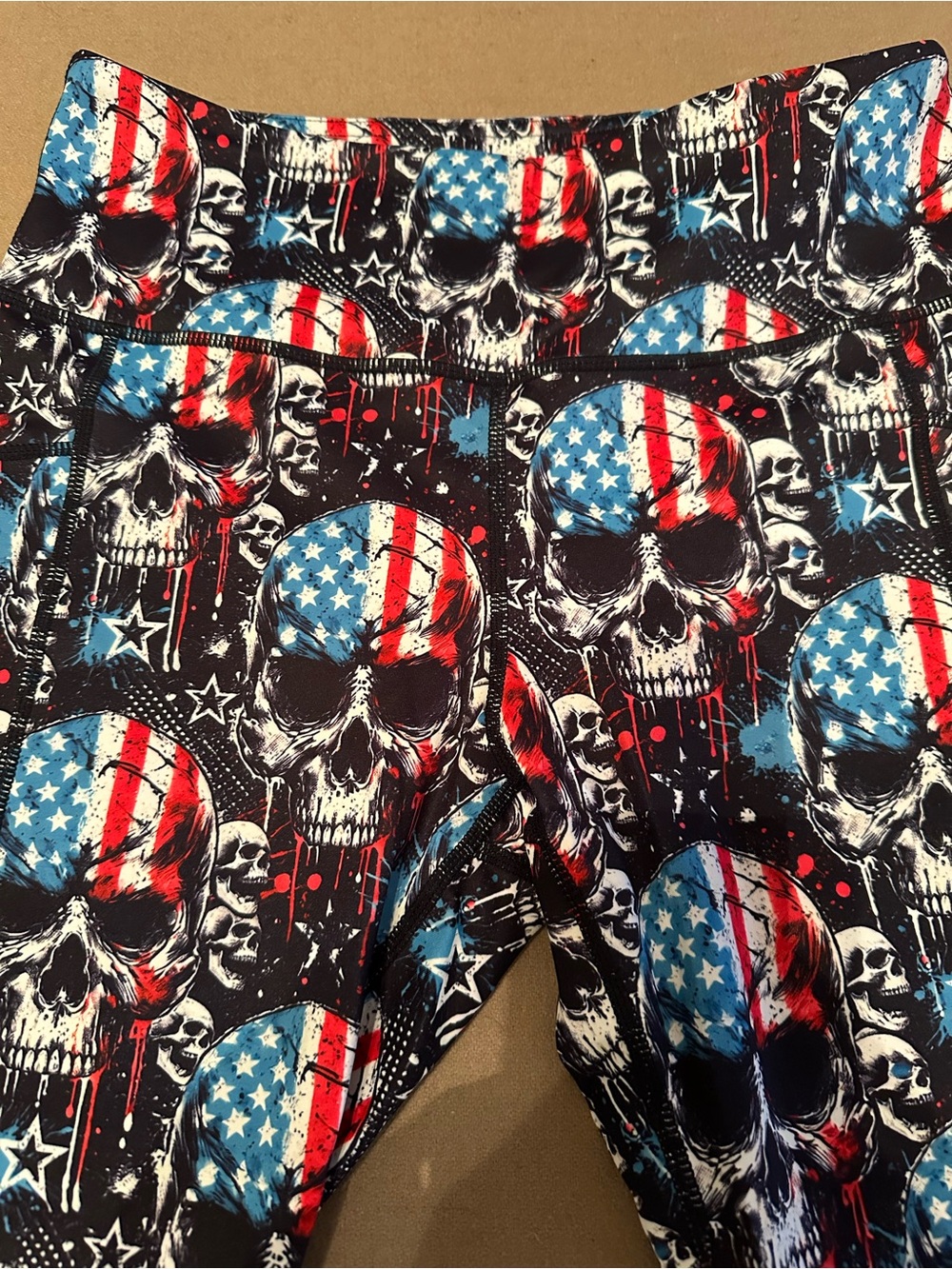 CVG USA Skulls - Women’s Capri Leggings - Picture 2 of 4